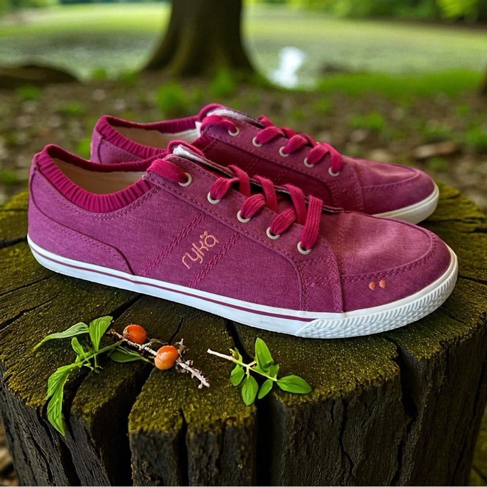 Ryka Women's Fuchsia Casual Sneakers, women size 10.